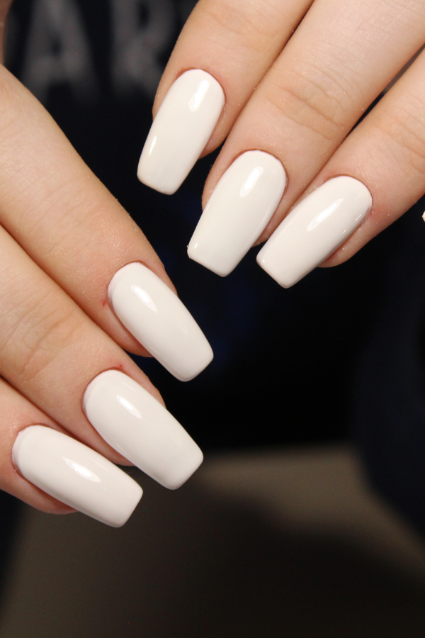 30+  Trendiest Summer Nail Colors To Try Now