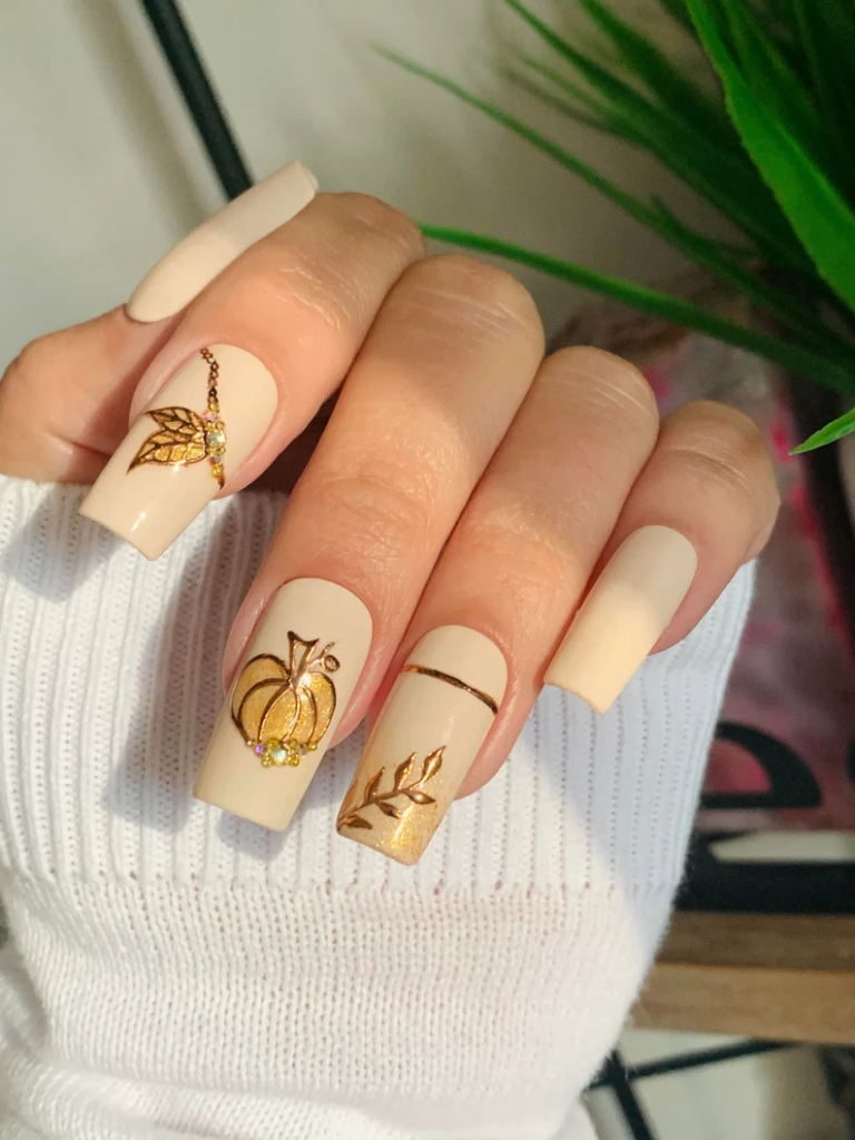 Fall Nails Ideas That You Must Try